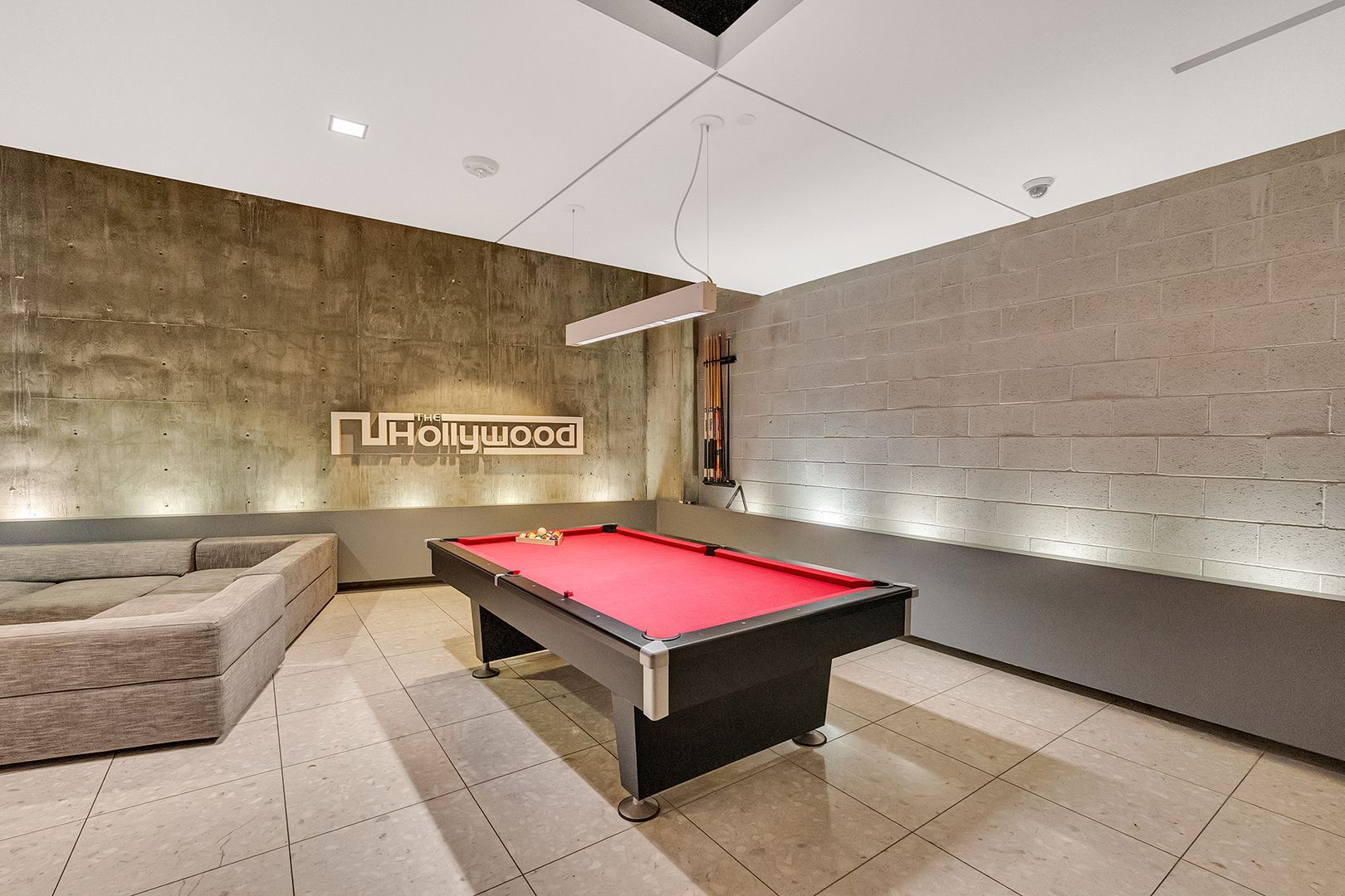 Building Photo - Hollywood Luxury Condo — 2 Beds • 2.5 Baths • Prime Location