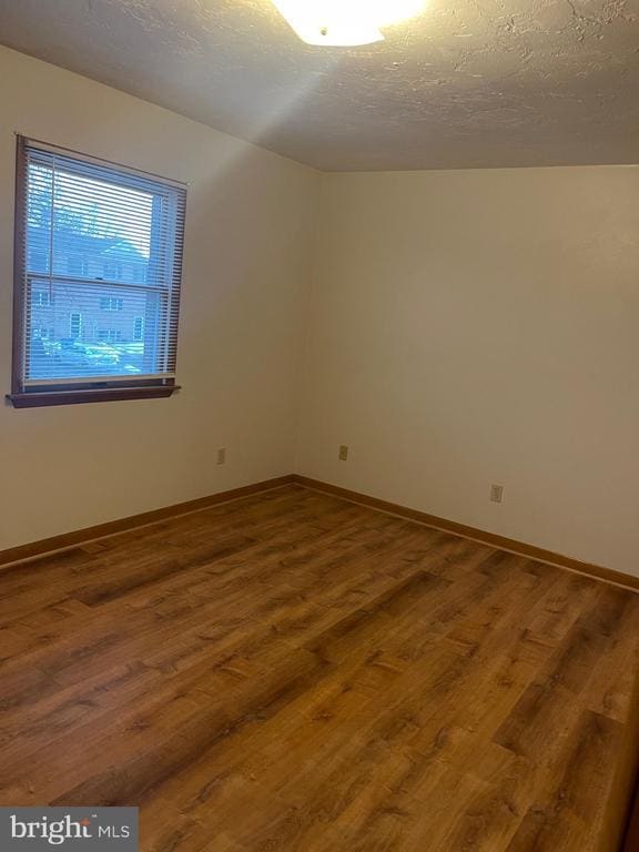 Building Photo - 14 Colonial Dr