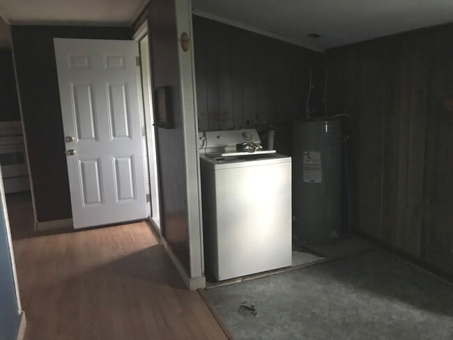 Building Photo - 1851 Co Rd 232