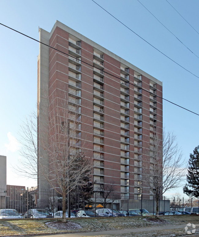 Building Photo - Henry Ford Hospital Apartments