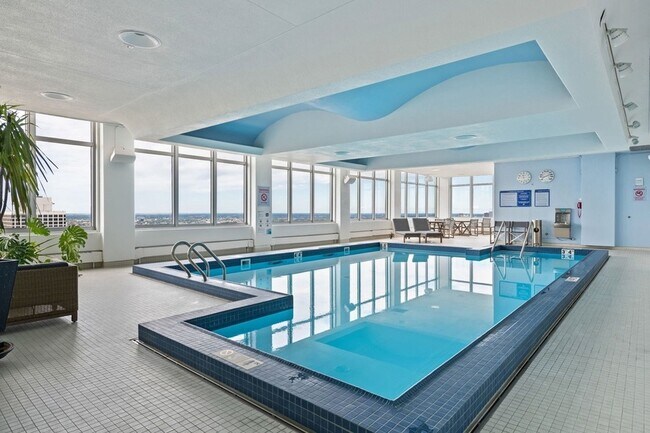 Building Photo - 1000 N Lake Shore Dr