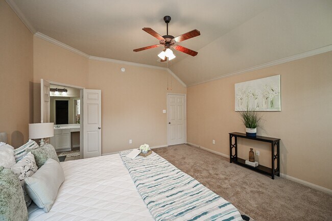 Building Photo - 8010 Durham Run Ln