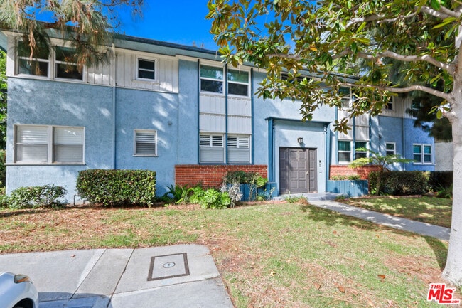 Building Photo - 3621 Kalsman Dr