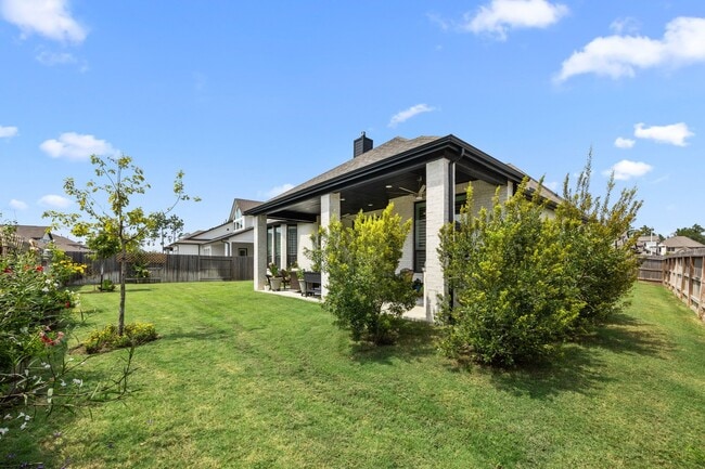 Building Photo - 17910 McClary Cardinal Dr