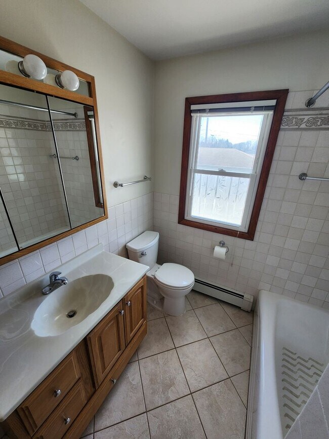 Building Photo - 7225 Valley Place Fourplex