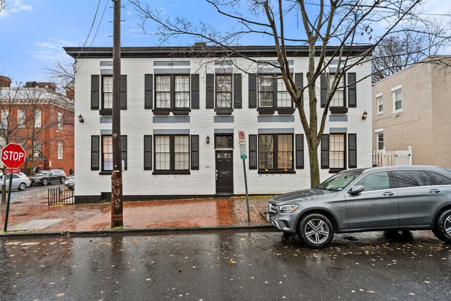 Building Photo - 2800 Olive St NW