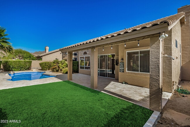 Building Photo - 9560 E Rockwood Dr