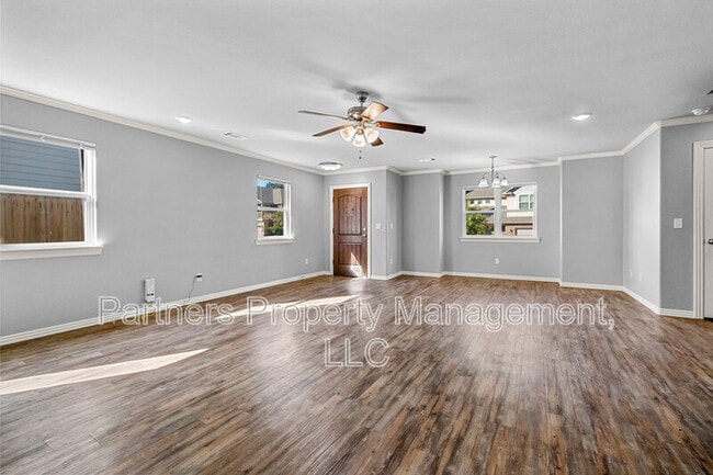 Building Photo - 1256 N Sicily Ln