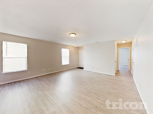 Building Photo - 1826 Blue Pine Ln