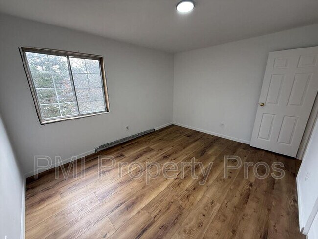 Building Photo - 139 Heidel Rd