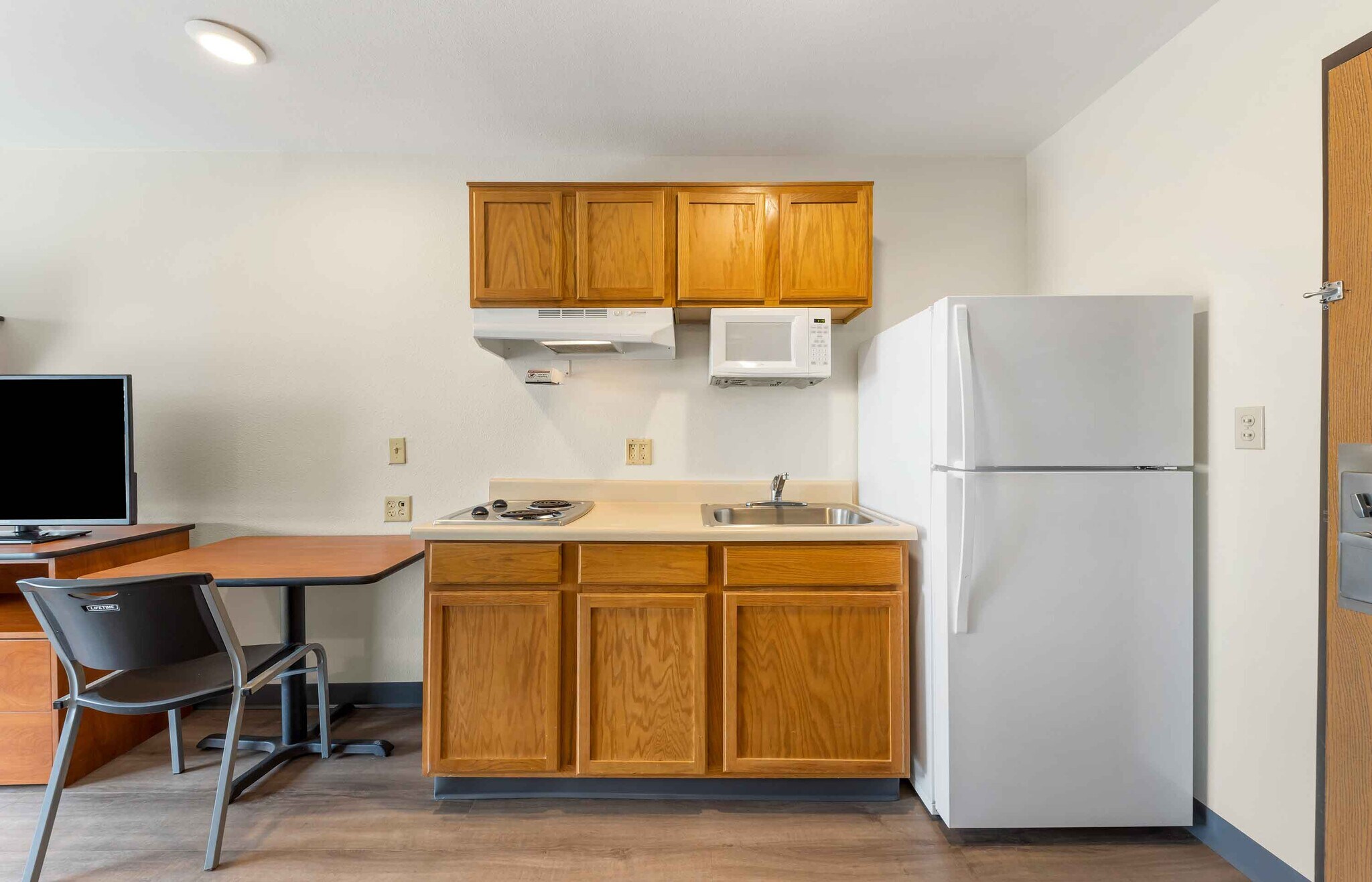 Building Photo - Furnished Studio-Oklahoma City - Norman