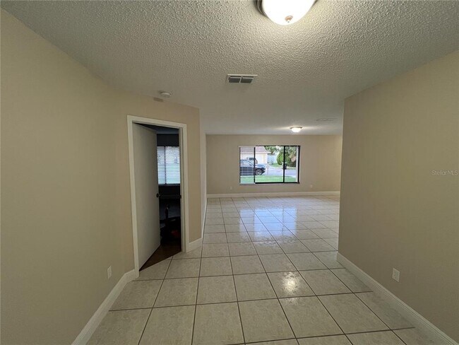 Building Photo - 2342 Cilantro Dr