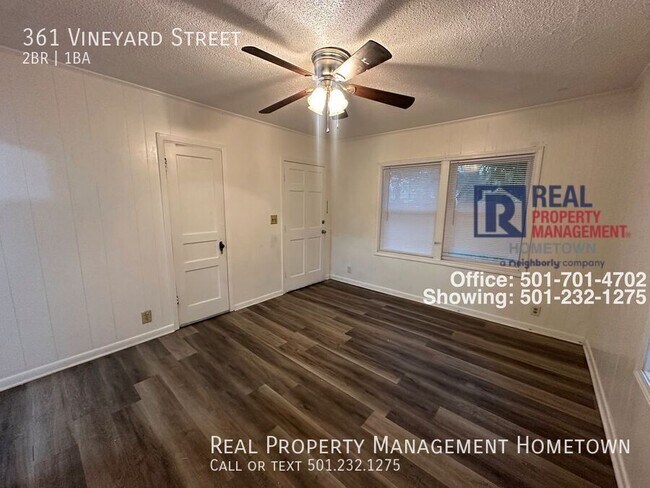 Building Photo - 361 Vineyard St