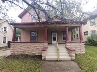 Building Photo - 1208 Revell Ave