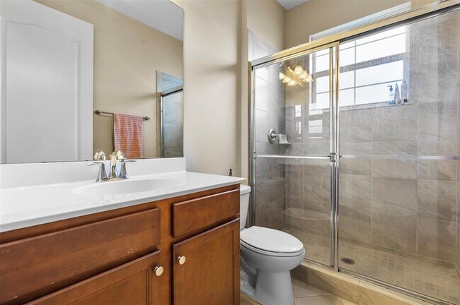 Building Photo - 5224 SW 77th Way