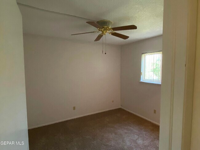 Building Photo - 214 Montego Bay Dr