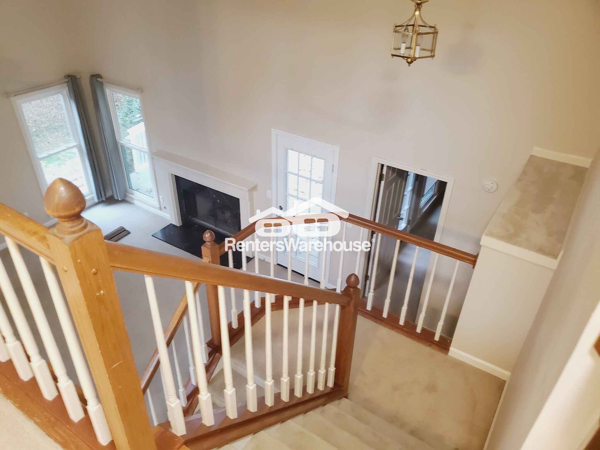 Building Photo - 141 Red Oak Ln