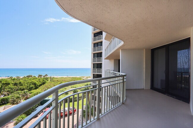Building Photo - 3000 N Ocean Dr