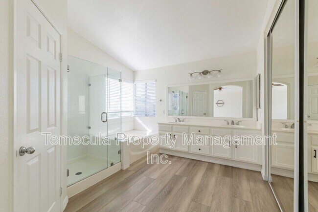 Building Photo - 33045 Sotelo Dr