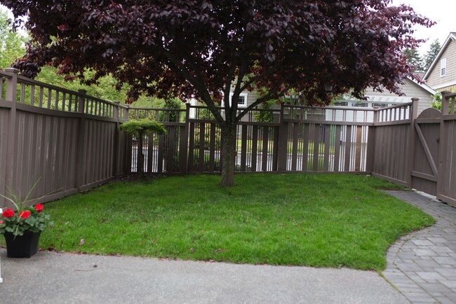 Building Photo - 2504 Fir Crest Blvd