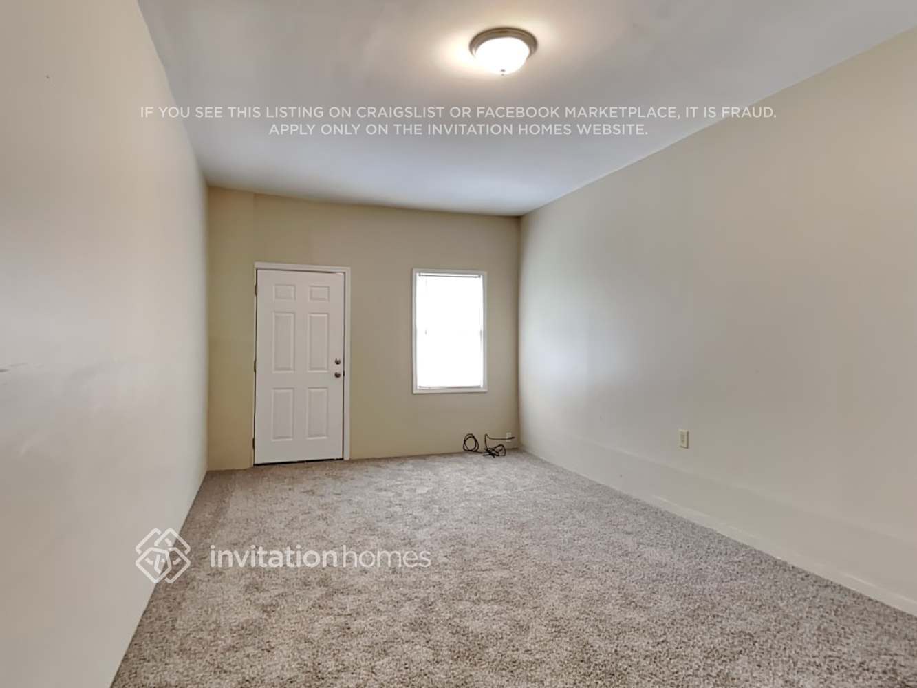 Building Photo - 1650 Lakeview Pl