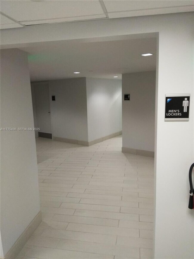 Building Photo - 600 Three Islands Boulevard