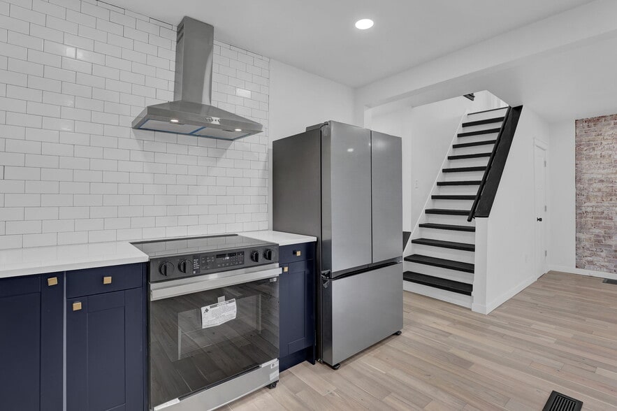 Building Photo - 119 N Ohio Ave