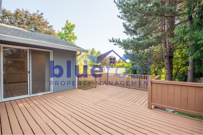Building Photo - 13920 SW Tennessee Ln