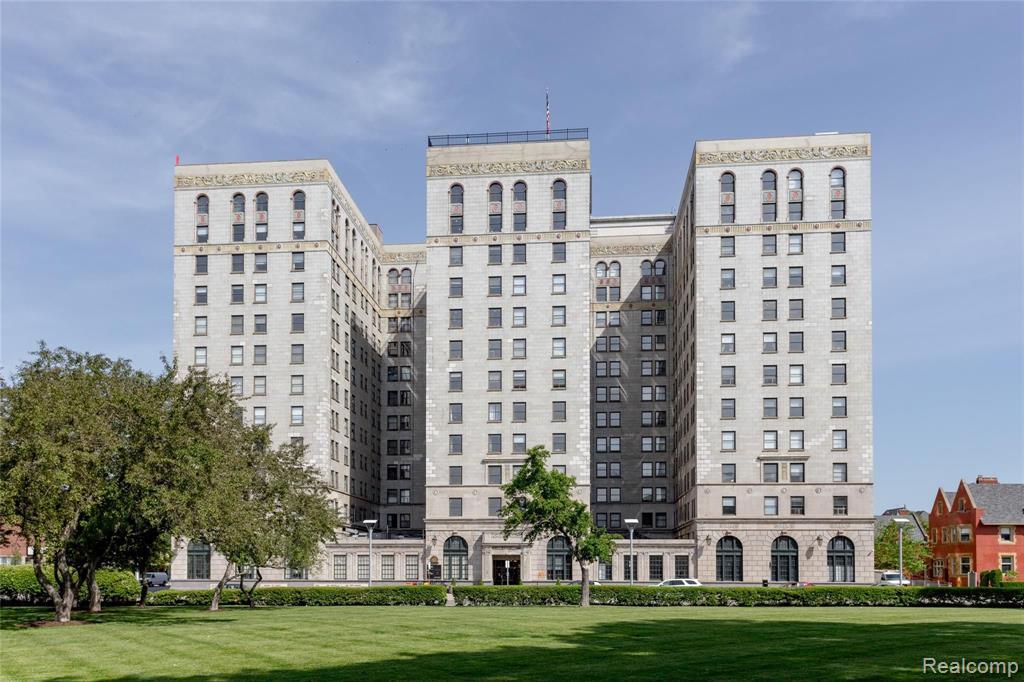 Building Photo - 15 E Kirby St