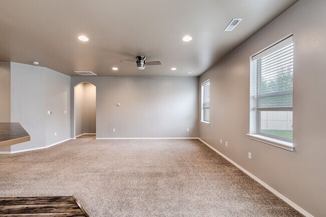 Building Photo - 10268 W Shelborne Dr