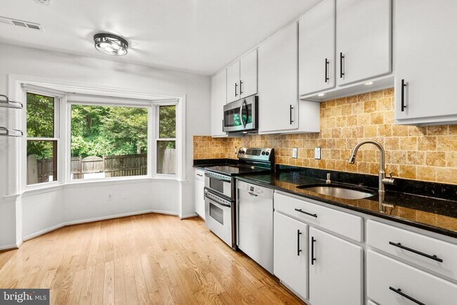 Building Photo - 7547 Coddle Harbor Ln
