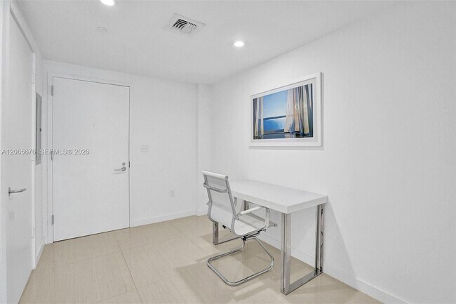 Building Photo - 1300 S Miami Ave