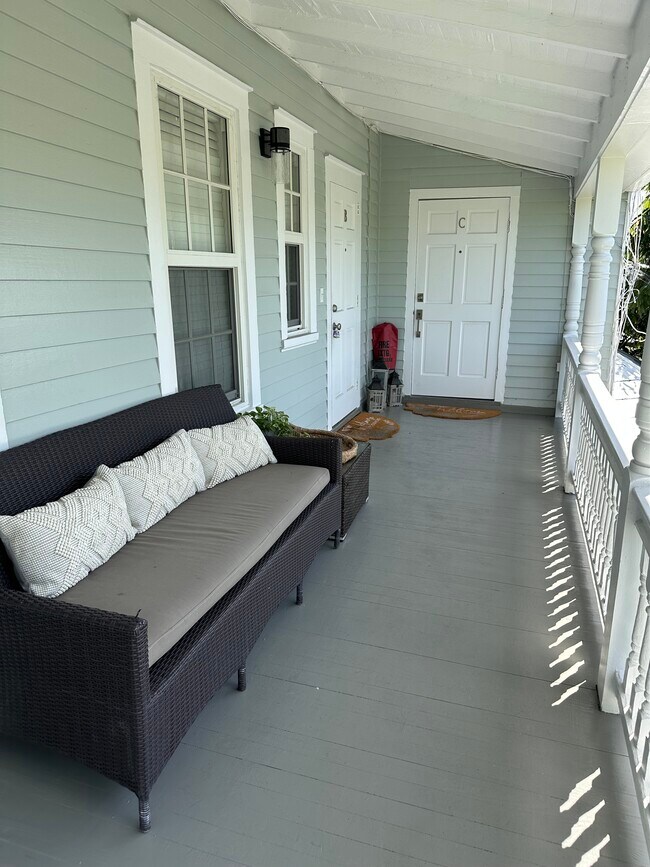 Building Photo - 1301 United St