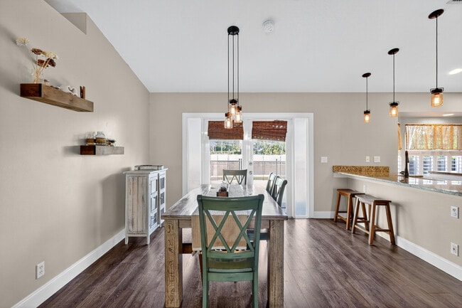 Building Photo - 151 Monterey Way