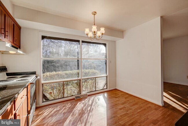 Building Photo - 13701 Arctic Ave