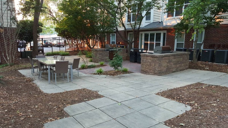 Building Photo - 521 N Graham St