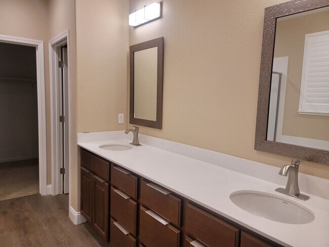 Building Photo - Gated Lodi Beauty COMING SOON