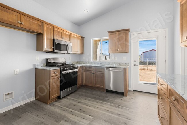 Building Photo - NEW CONSTRUCTION HOME