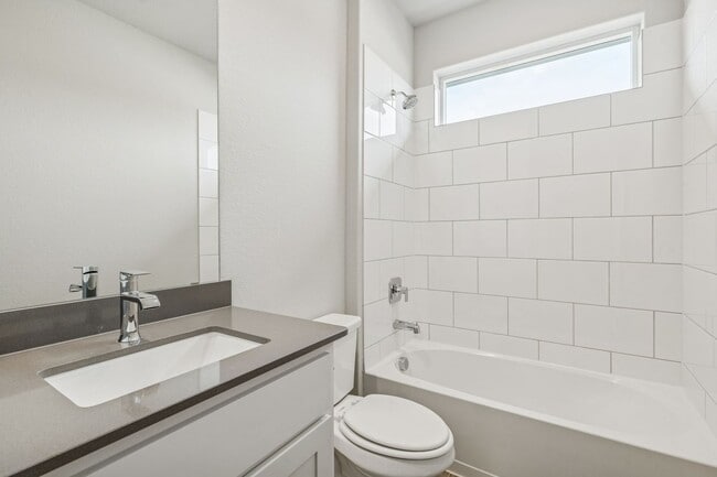 Building Photo - Bright, Brand-New Living in Denton’s Eagle Cree