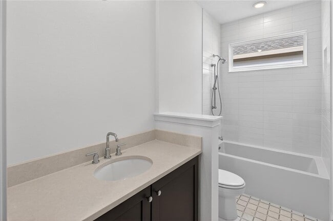 Building Photo - 2926 Sailhouse Dr