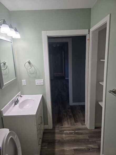 Building Photo - 1115 Olson St