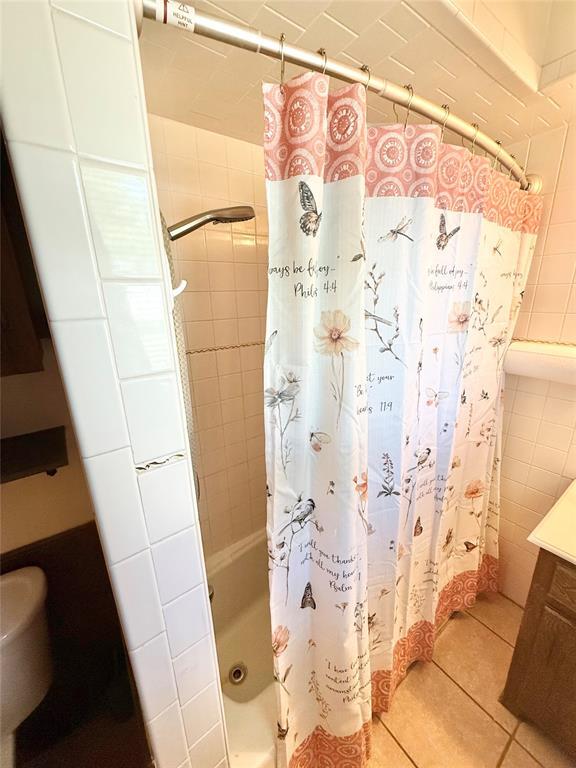 Building Photo - 1305 E Andy St