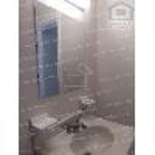 Building Photo - 1314 NW Irwin Ave