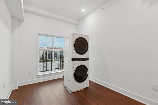 Building Photo - 501 Washington Ln