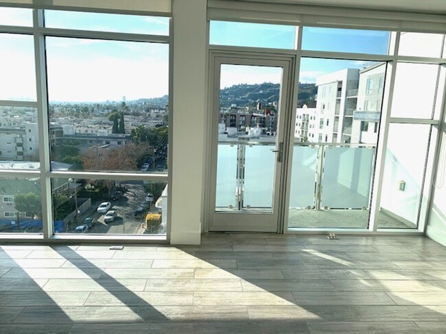 Interior Photo - The Lofts on La Brea