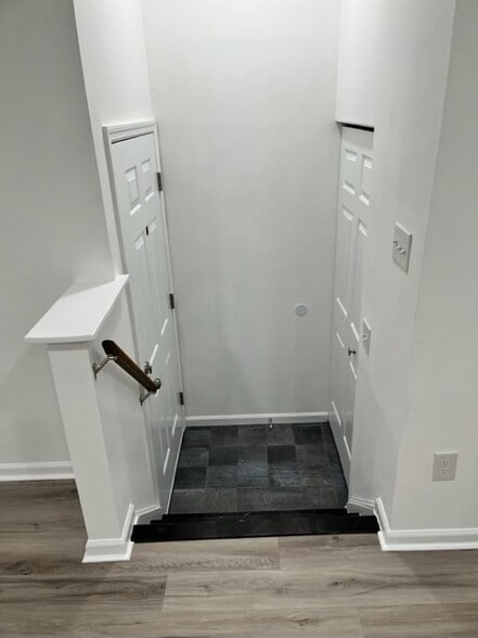 entrance - 303 Hudson Ave