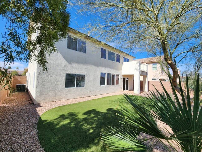 Building Photo - In the Heart of Green Valley Ranch