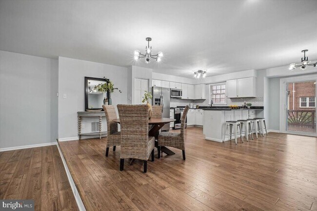 Building Photo - 10108 Ebenshire Ct