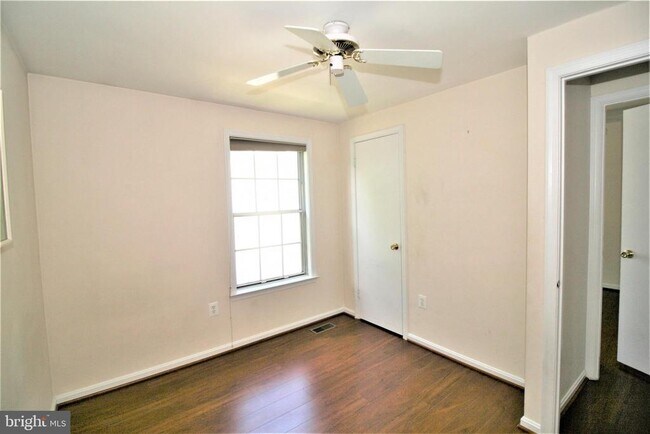 Building Photo - 10602 Tuppence Ct