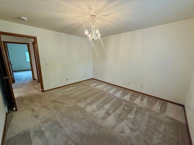 Building Photo - 149913-149913 Wineberry Ln